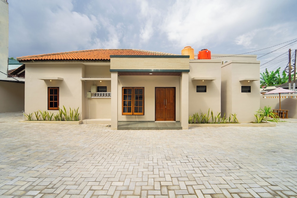 Semenrante Living by ARBA
