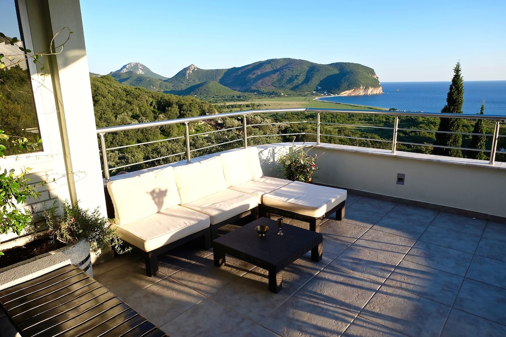 Apartments and Rooms Villa Santa Vita