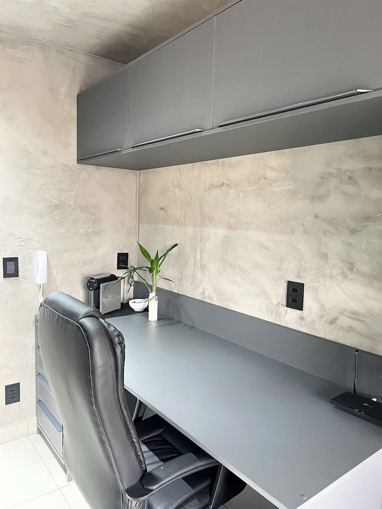 Studio Executivo 230m do metro Brooklin