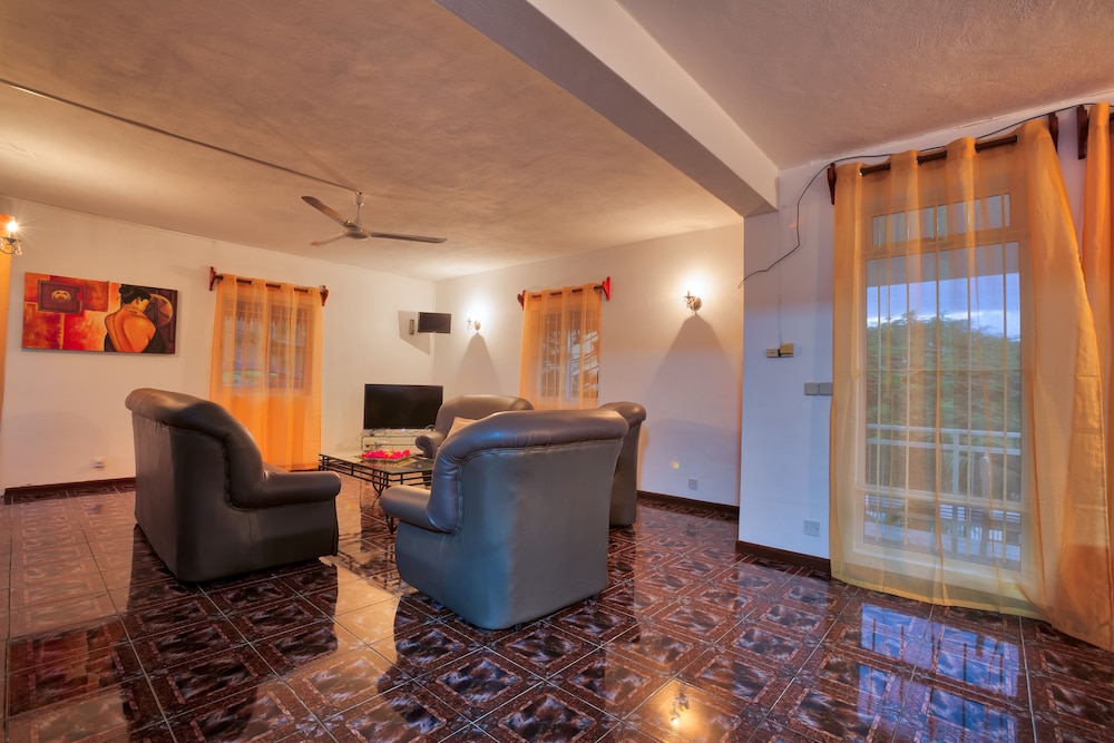 Hibiscus Villa