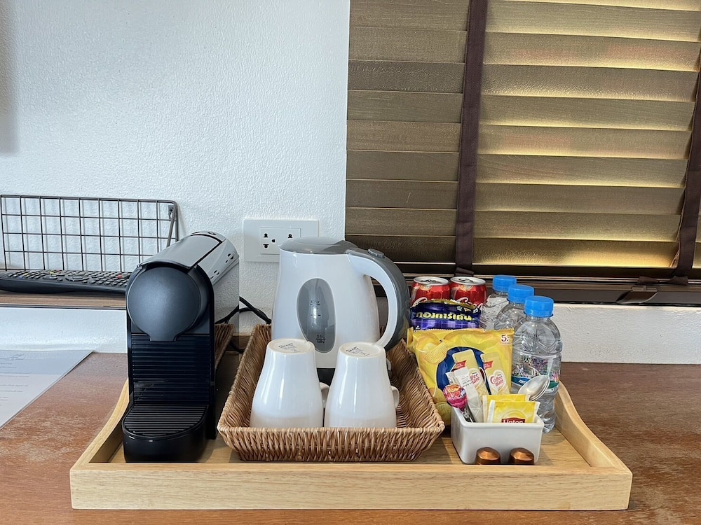 Book a Bed Poshtel - Hostel