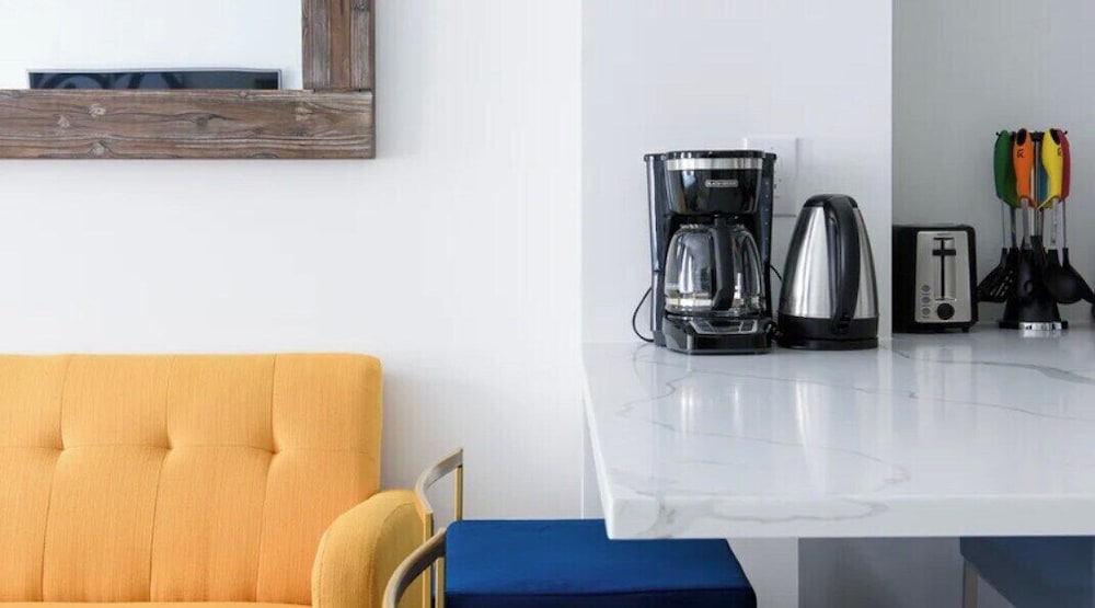 1597 New York Apt