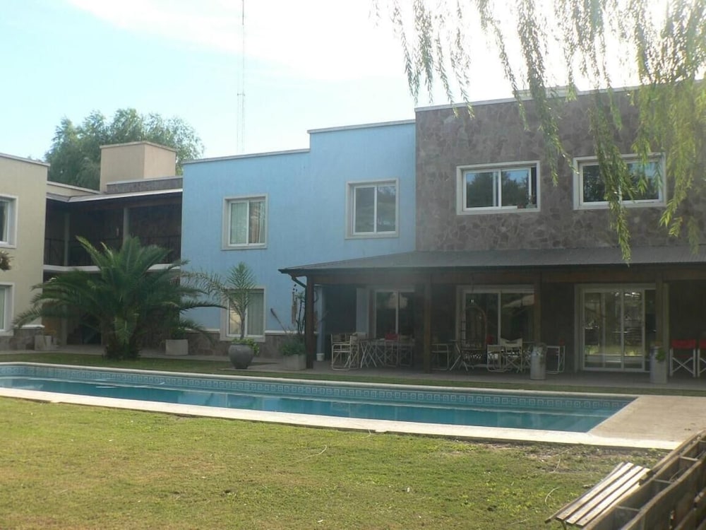 LAS MORAS multiespacio
