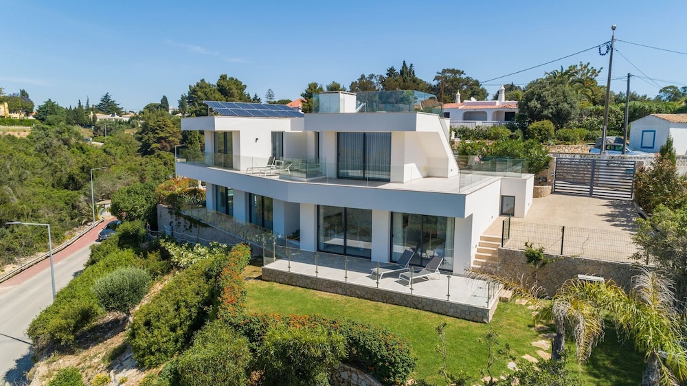 Villa Centeanes Luxury Villa Enviable Position s
