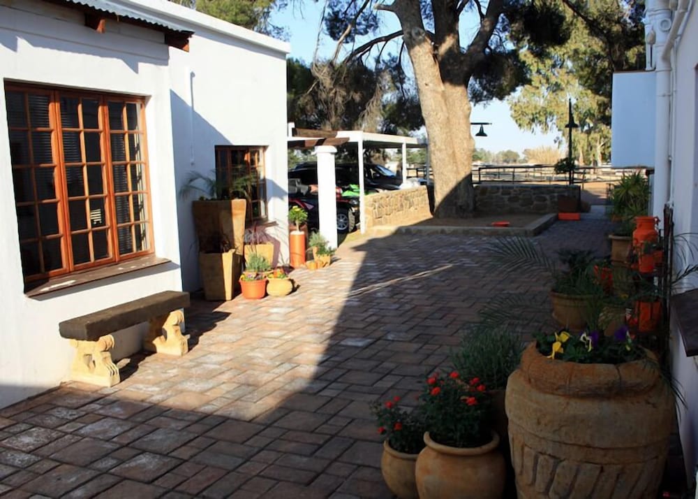 De Stallen Guesthouse