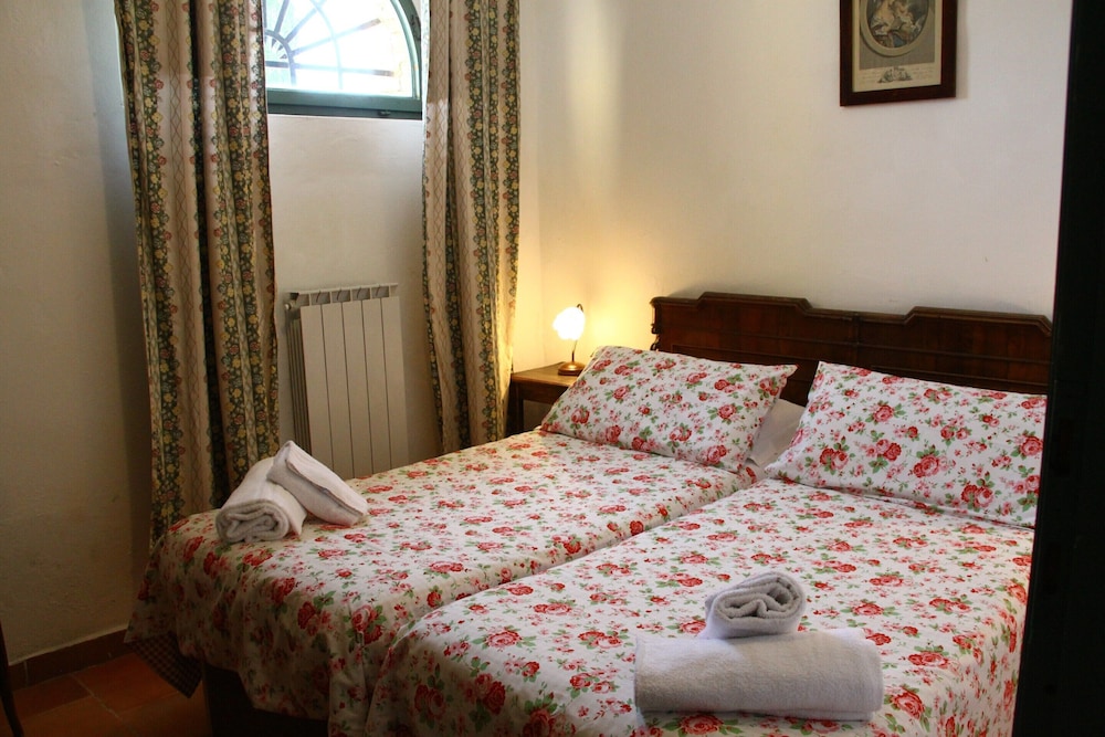 Apartment Between Pisa and Livorno