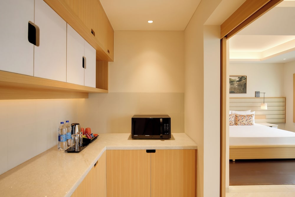 Lemon Tree Suites Gurugram