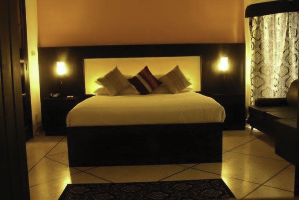 Riviera Guest House