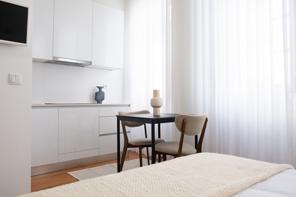 Braga Essence Studio by Minhos Guest