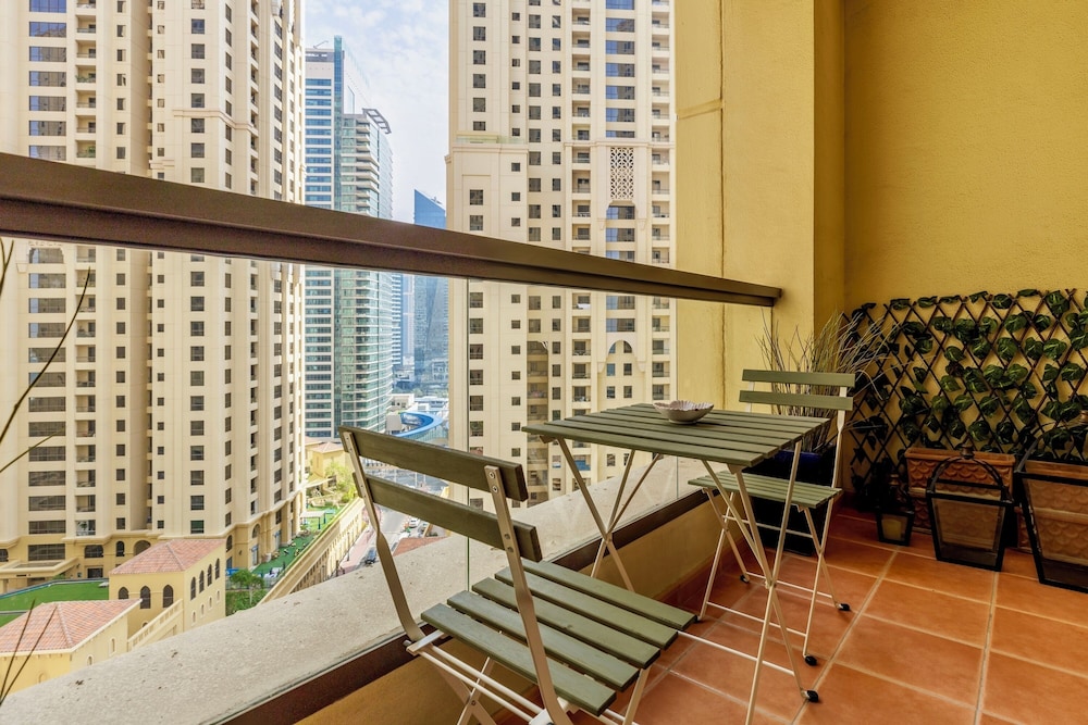 Maison Privee -Serene & Luxury Retreat in the Heart of JBR Beach