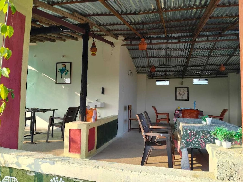 JAMTARA FARMSTAY pench tiger reserve