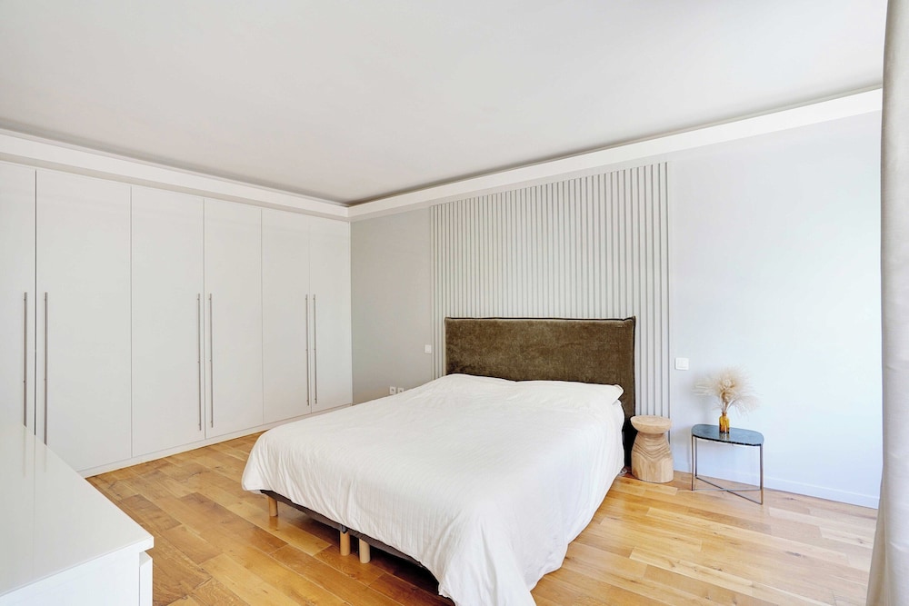 Elegant Apartment- 3br-8p- Levallois-perret