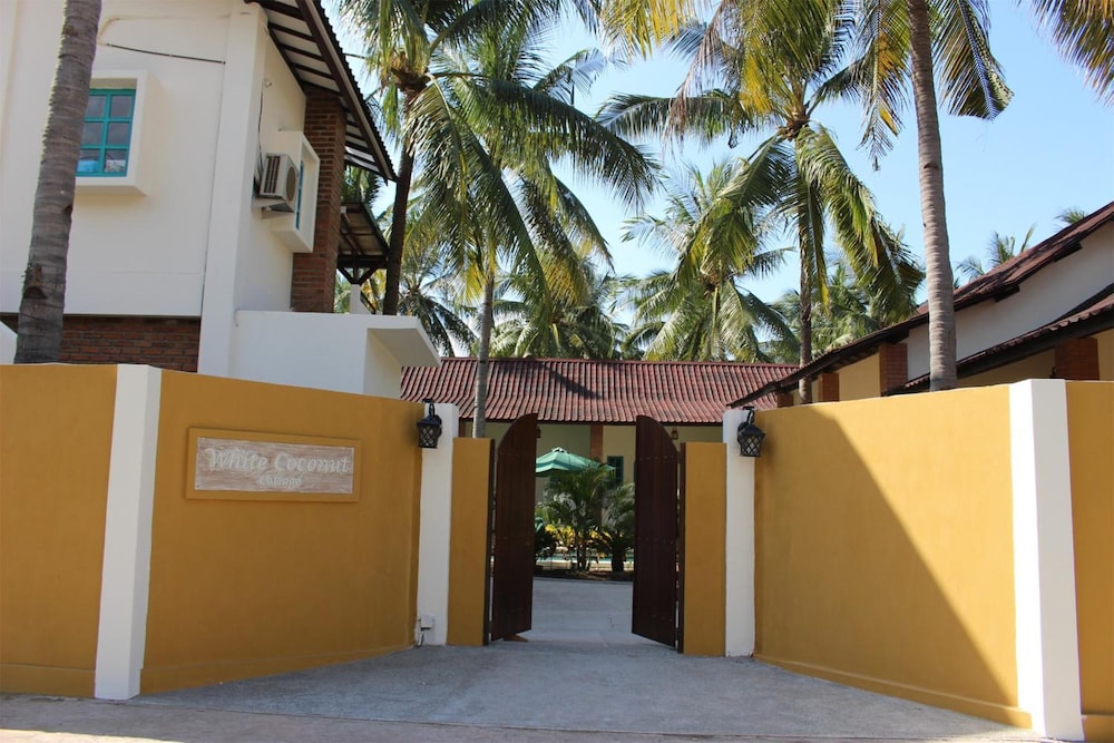 White Coconut Cottage