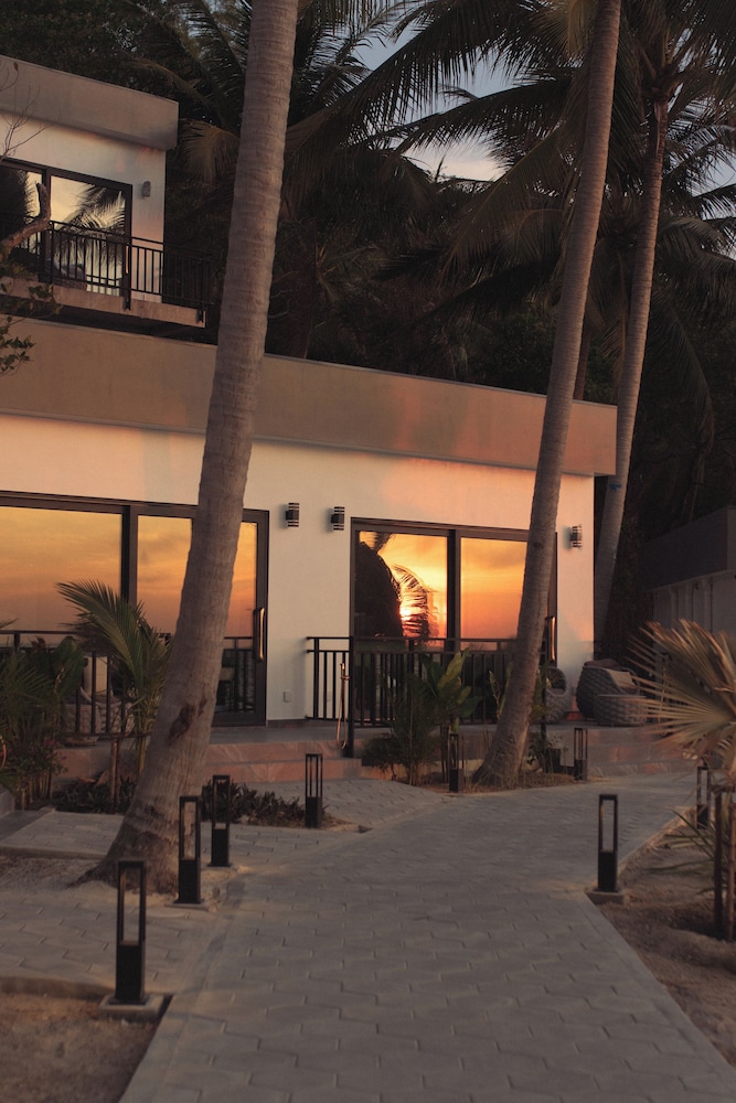Apsara Resort Koh Rong