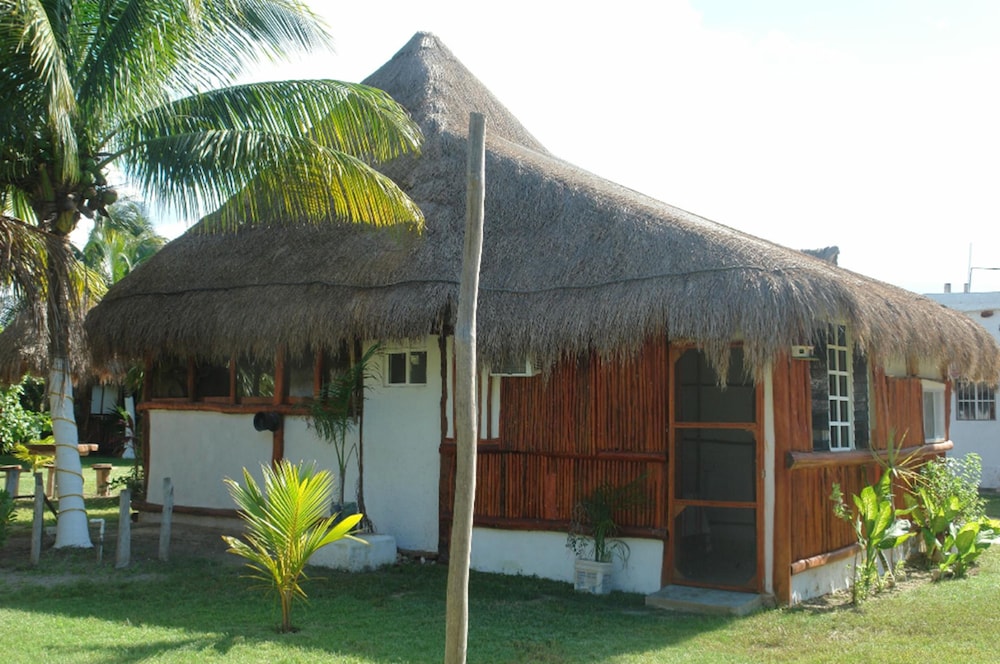 Golden Paradise Hostel