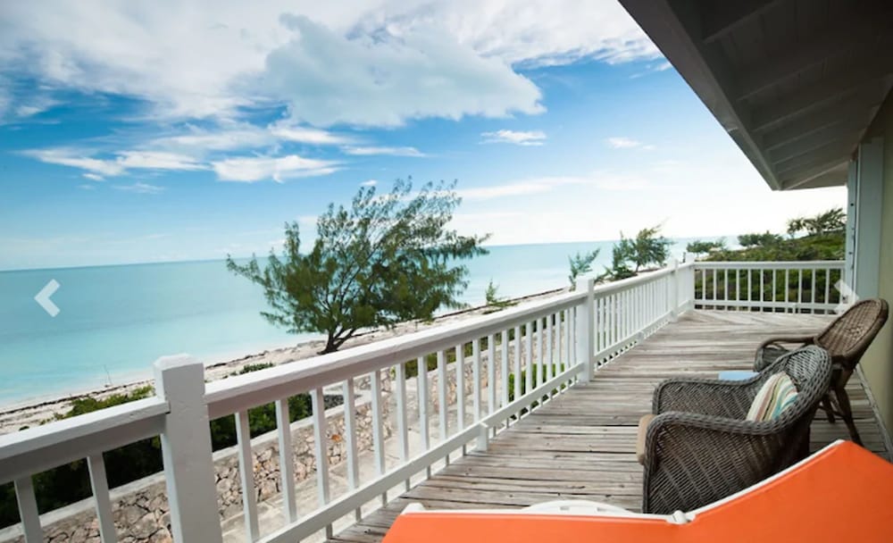 Caribbean Sea Breeze Villas
