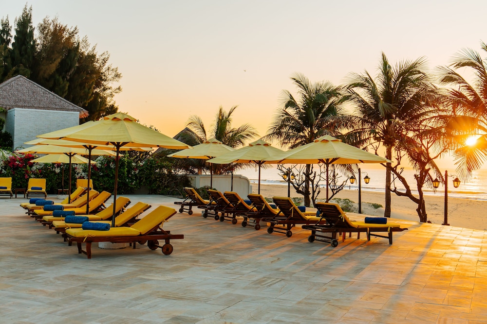 Allezboo Beach Resort & Spa