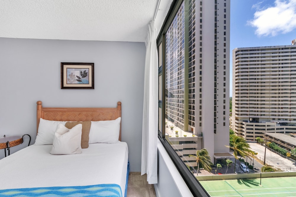 Tower 2 Suite 1208 -QQE by Koko Resort Vacation Rentals