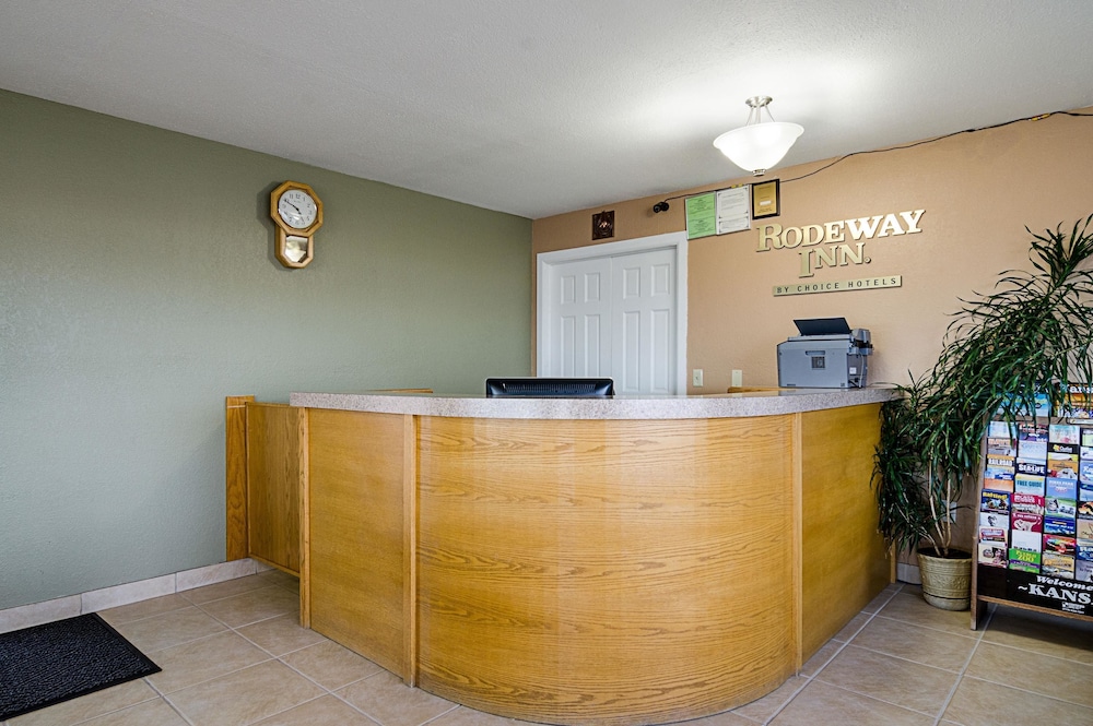 Liberal Vacations - Rodeway Inn - Property Image 3