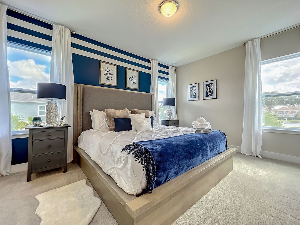Reunion 3BR Villa Near Disney + Pool Access