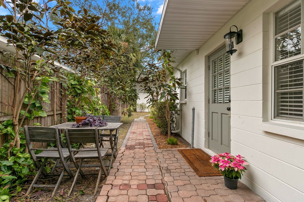NEW Bayside Escape Cozy Hideaway Near Bayshore