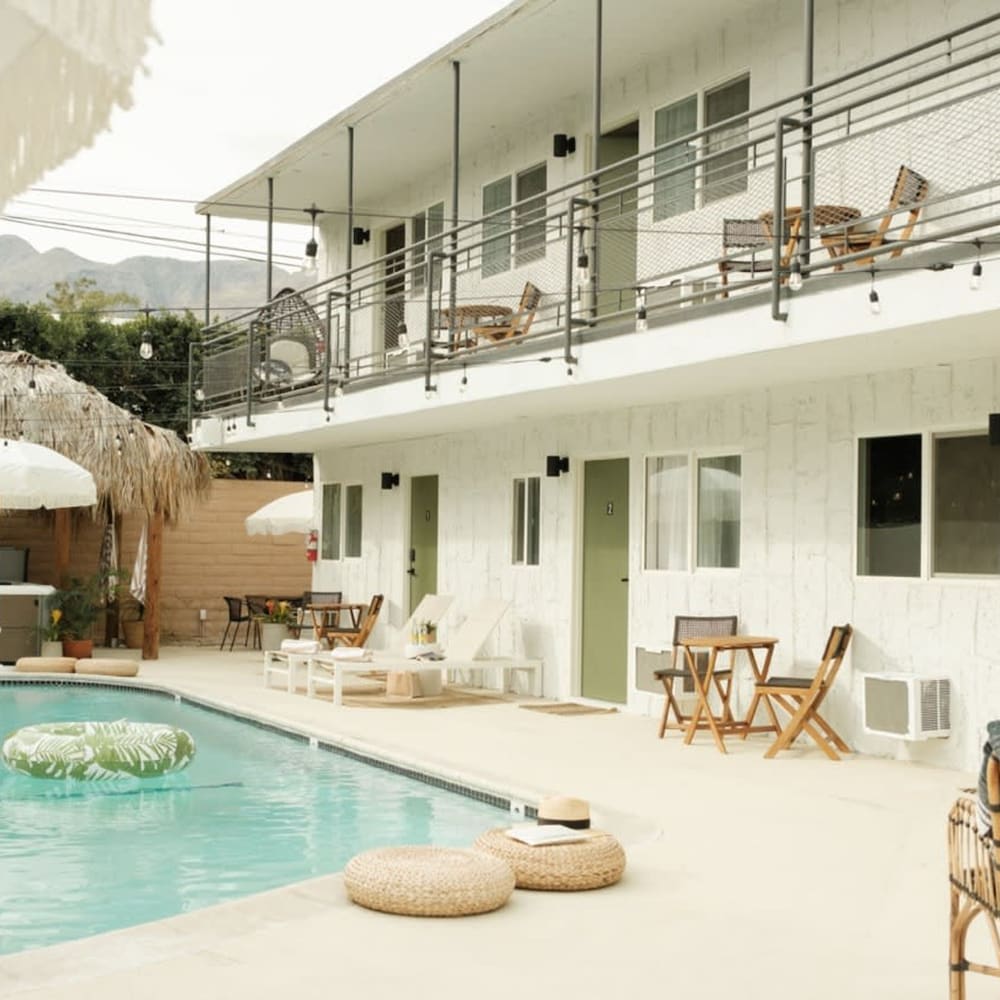Palm Springs Vacations - Mod Maya Hotel in Palm Springs - Property Image 5