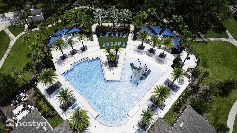 Family Villa w Pool Games n Themed Rooms