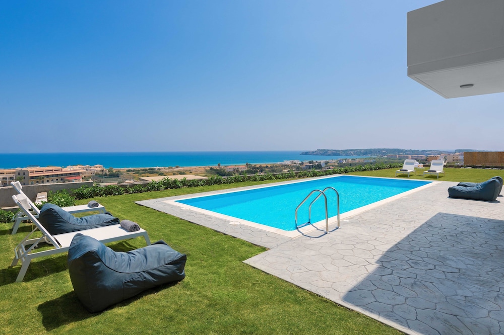 Hill & Sea View Villas