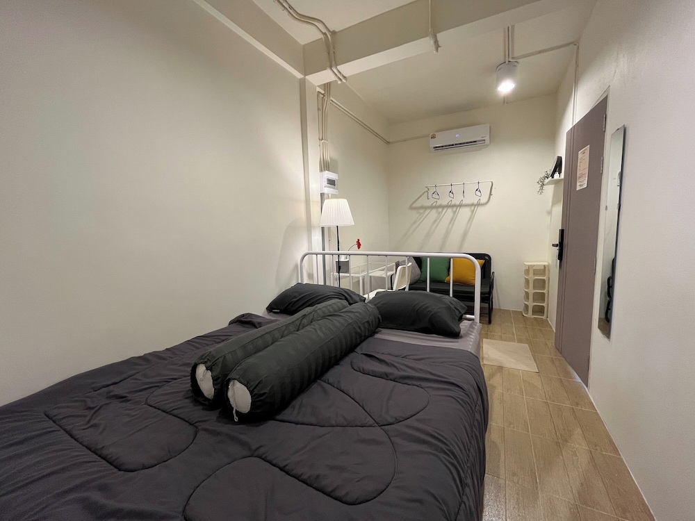 Round The Clock Hostel