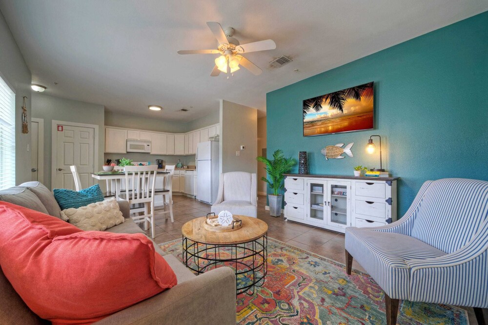 7 Costa Bahia Condos Sleeps 42 + Pool Minutes to the Beach