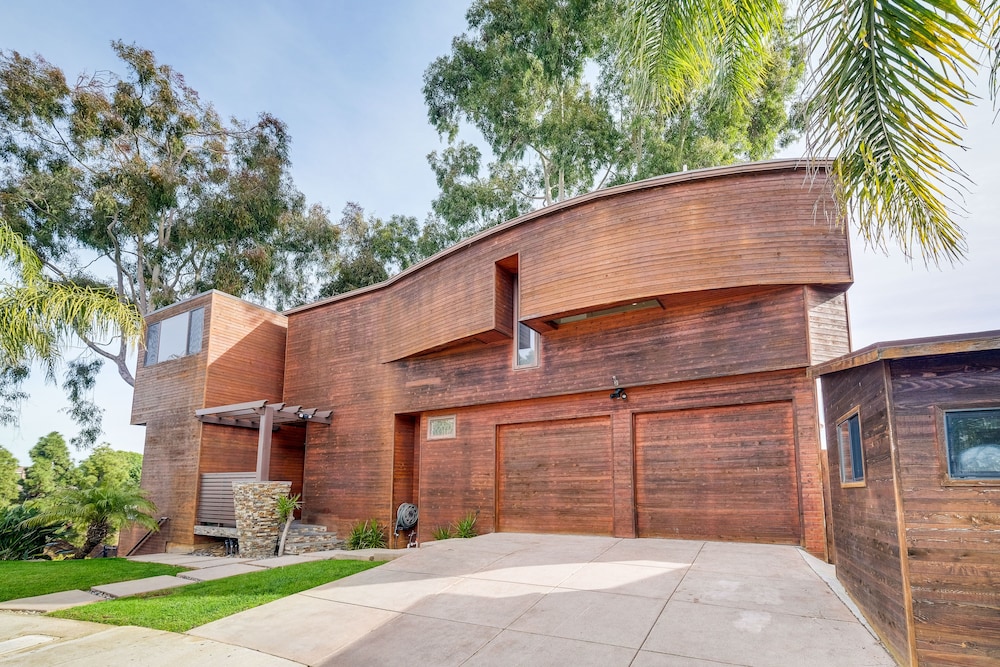 Stunning Del Mar Home w/ Deck: 1 Mi to Beach! view 4