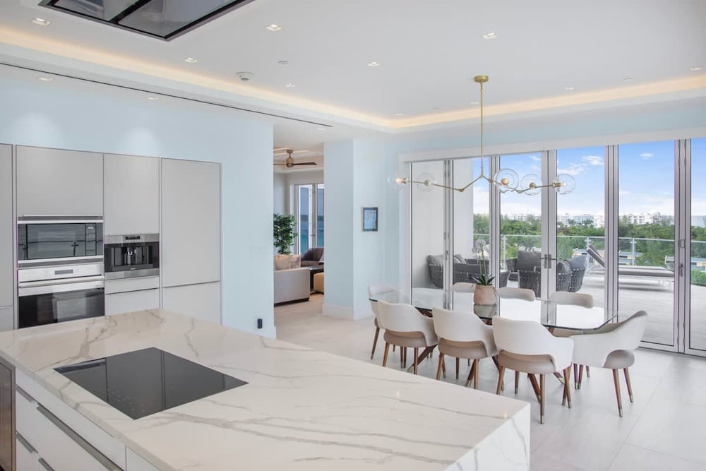 Oceanfront Penthouse and Patio at ONE Cable Beach