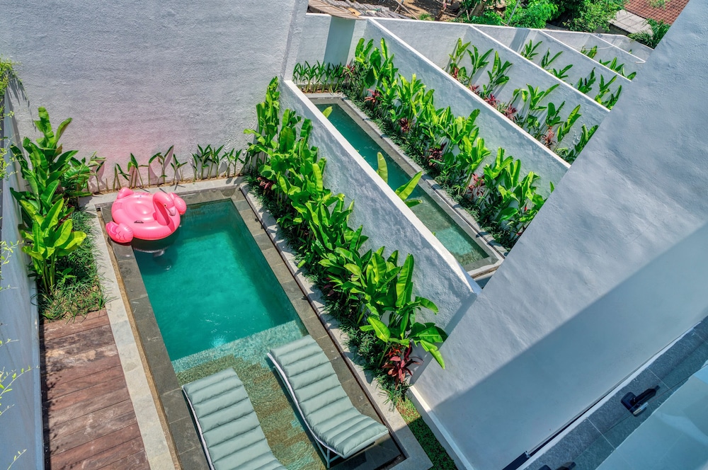 U Villas 2
