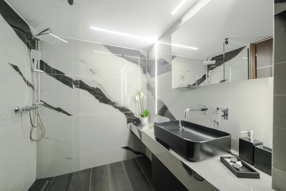 Acropolis View Deluxe Penthouse & Luxury Apartments