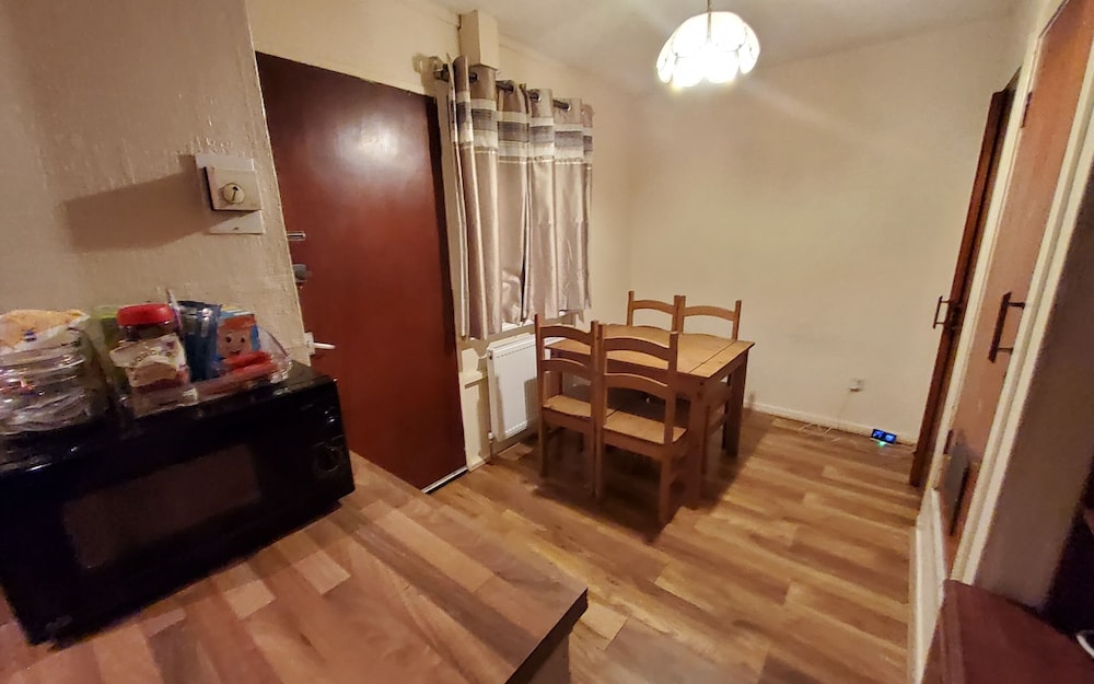 Sensational Stay - Dill Road view 5