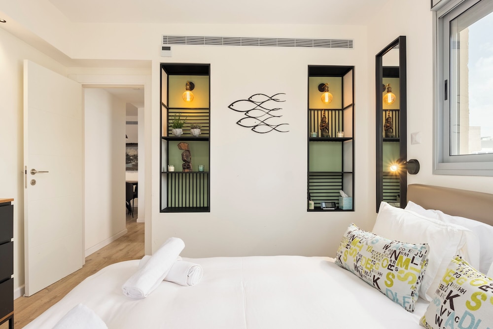 Poleg Beach Seaview Stay by Sea N' Rent