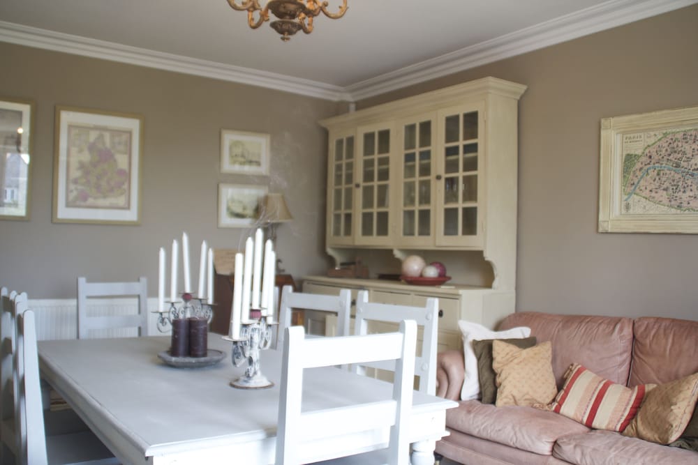 Roundhill Farmhouse