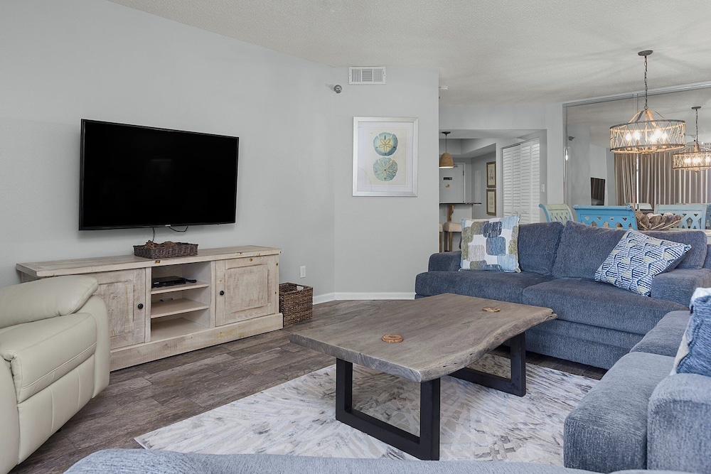 Windward Pointe by Southern Vacation Rentals