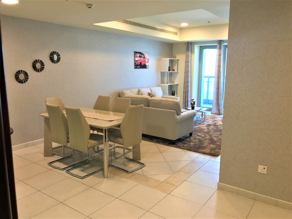 Yanjoon Holiday Homes - Princess Tower