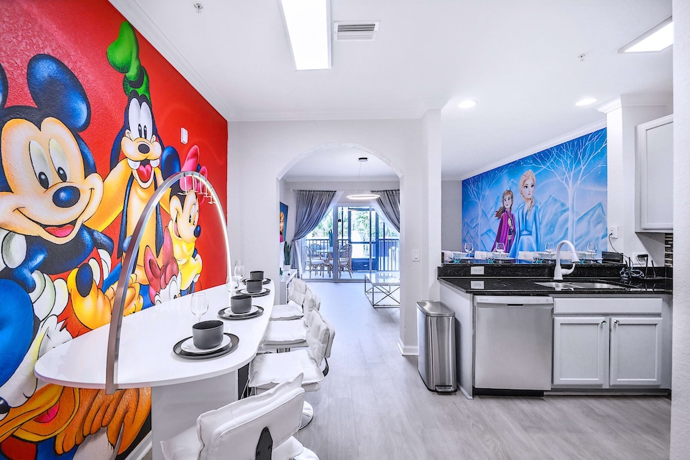 Upstay Amazing Disney Condo w Patio Sleeps 6