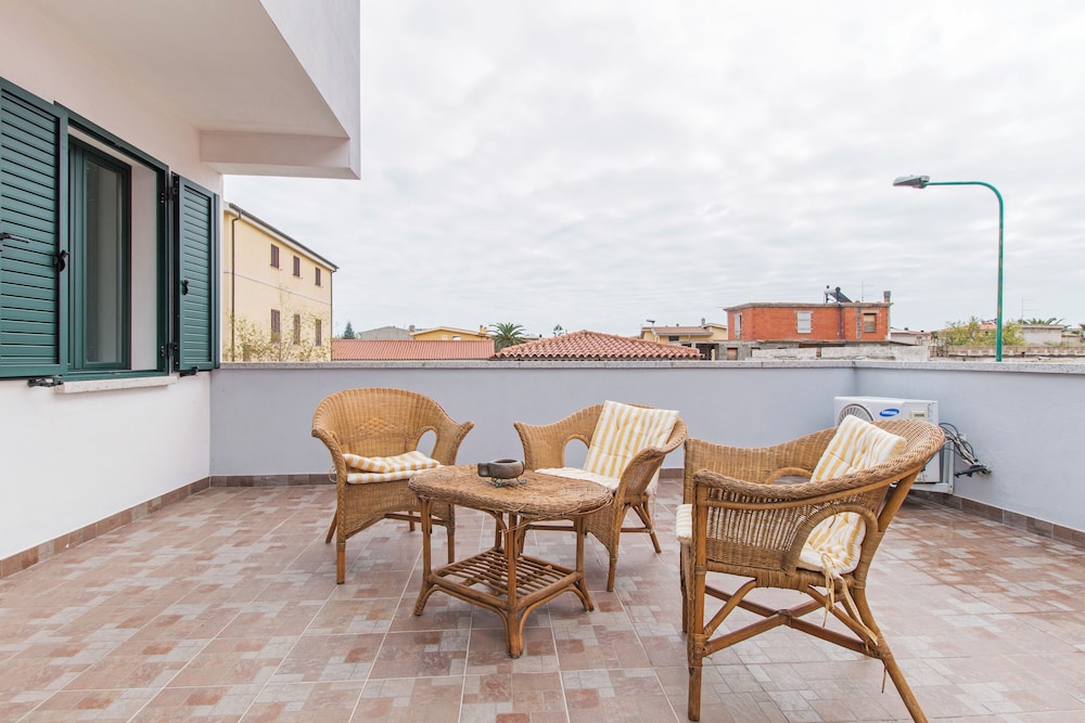 Residence Maria Antonia - Grazia Deledda