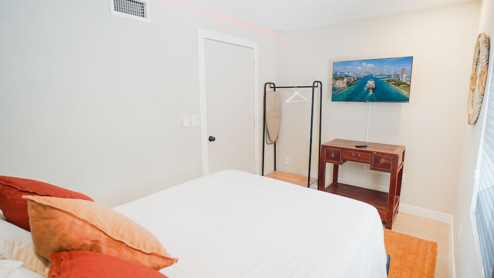 Gorgeous Apartment with Free Parking