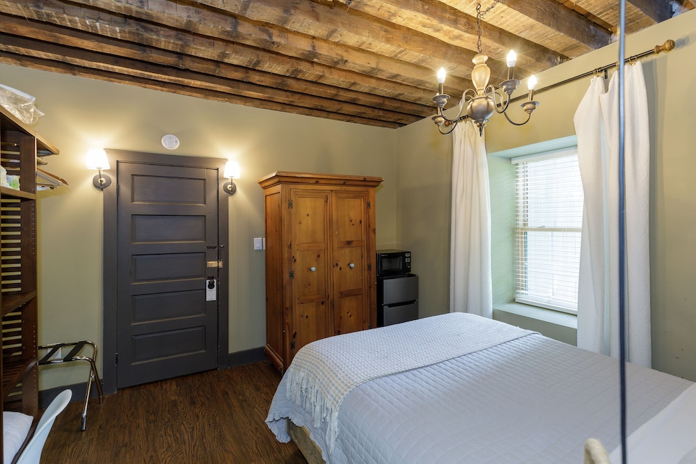 The Inn At Warm Springs