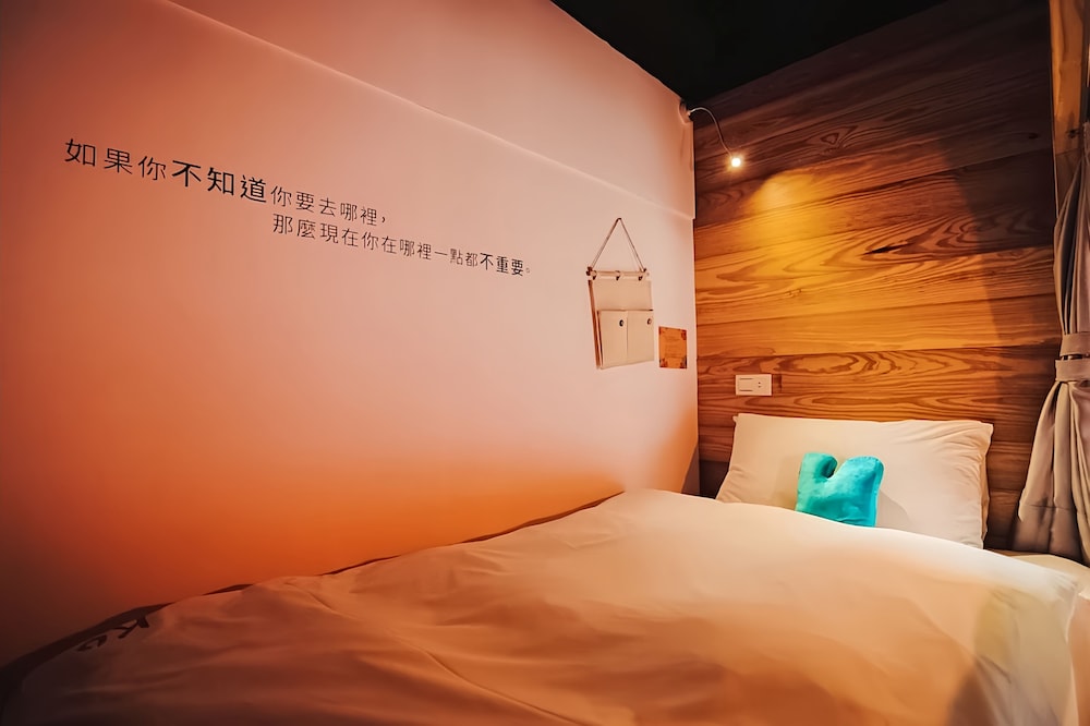 返璞歸真KO hostel 墾丁背包客棧