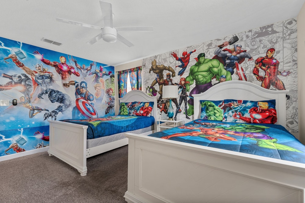 A-vengers 4791 Stunninghouse Lake Disney