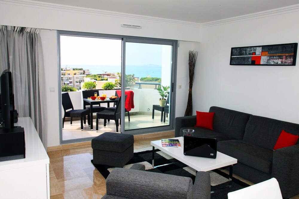 Apartment in Cote D'azur Near the Beach