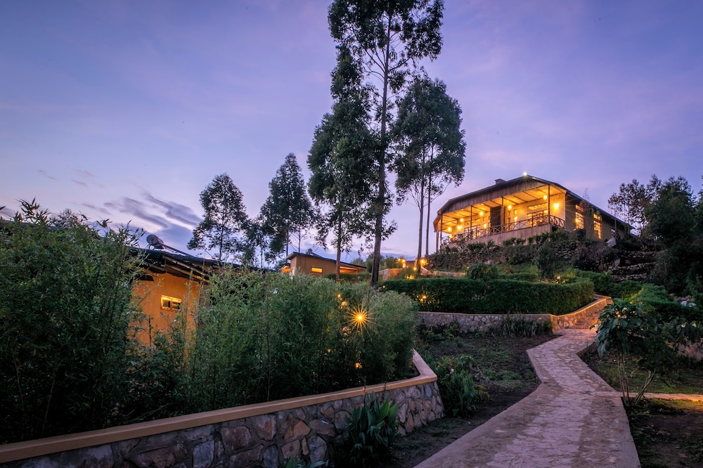 Kaara Gorilla Mountain Lodge