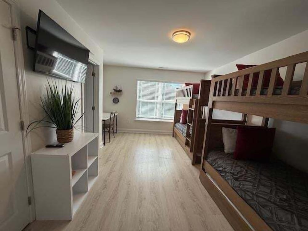 Sea Pearl 7 Bedroom Home