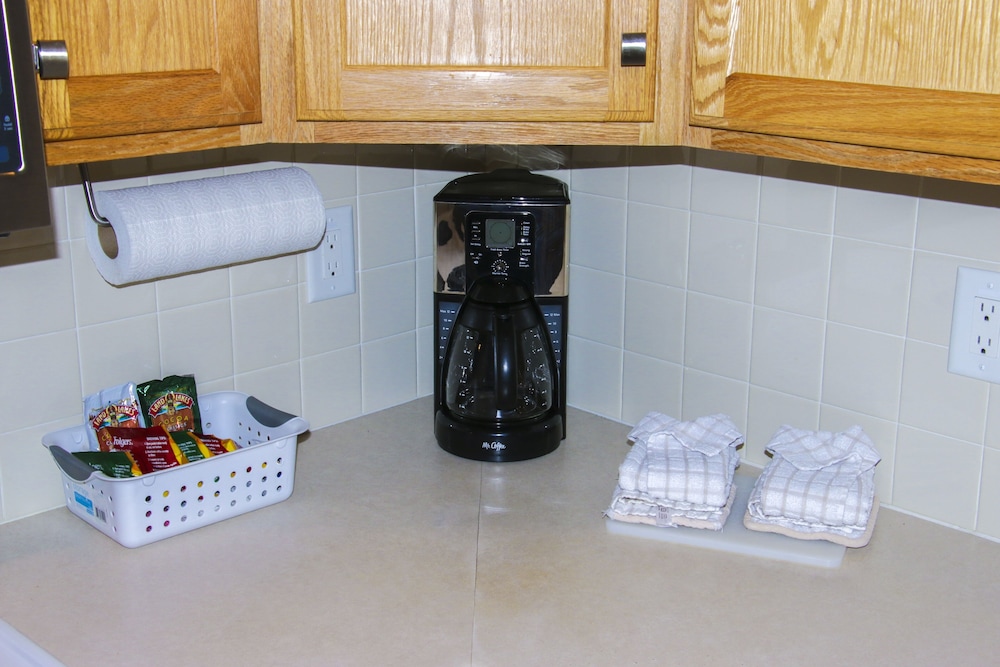 Fawn Valley Inn: 256 1 Bedroom Apts - Property Image 8