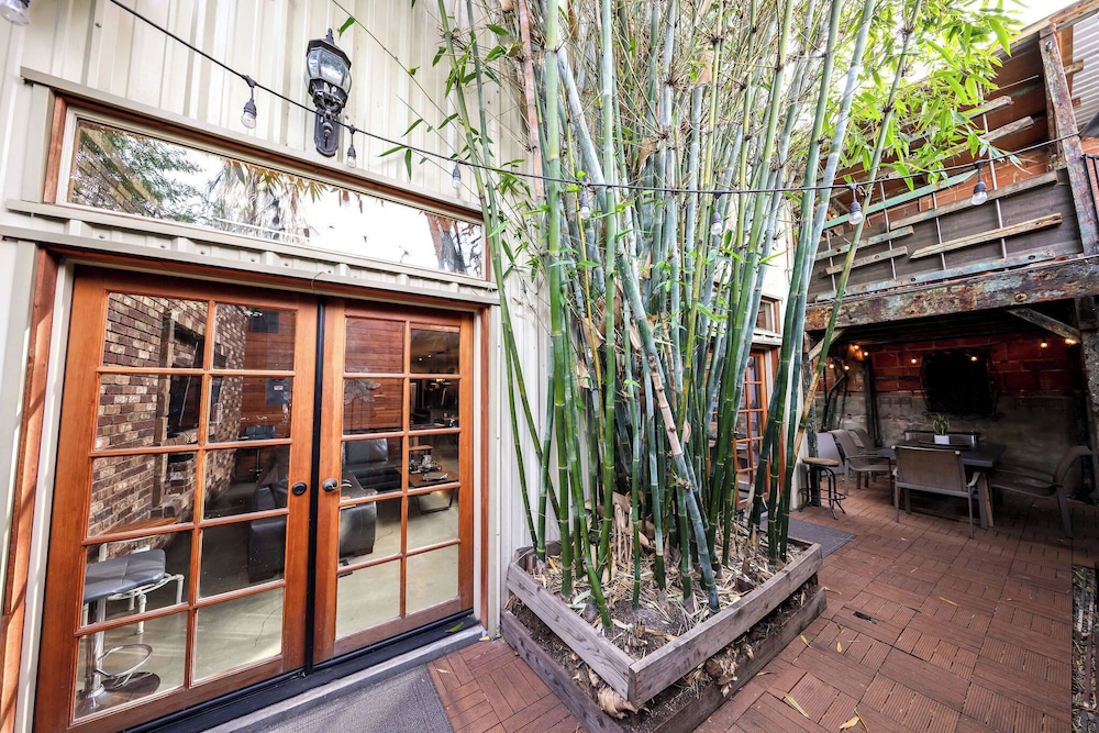 Bamboo Loft 6BR
